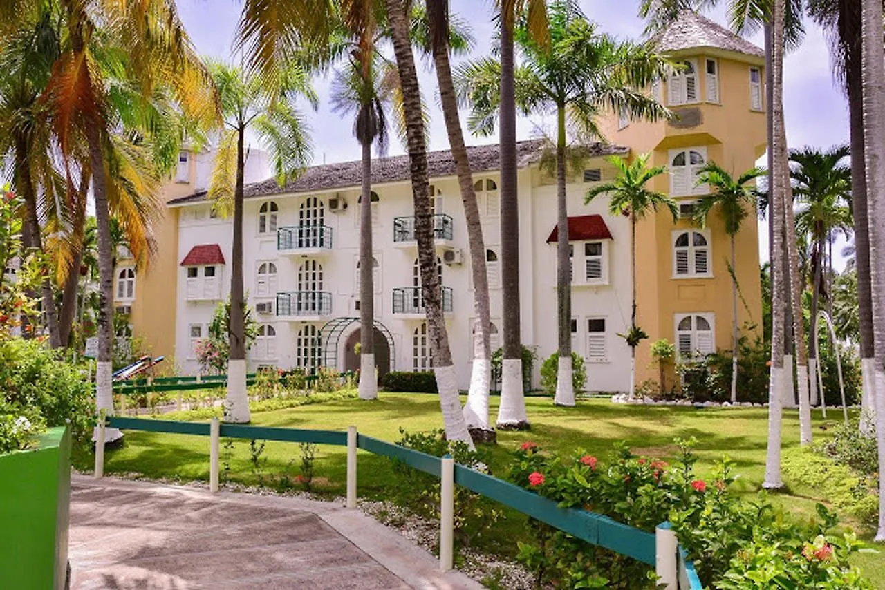 Conch Shell Beach Studio @ Sandcastles Apartment Ocho Rios