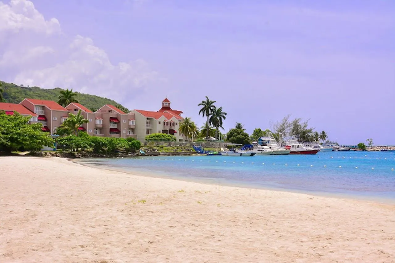 Conch Shell Beach Studio @ Sandcastles Ocho Rios Apartment