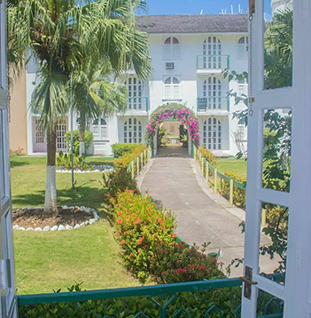 Apartment Conch Shell Beach Studio @ Sandcastles Ocho Rios Jamaica